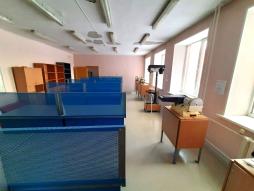 Слесарная мастерская

В мастерской установлены станки, столы и инструменты для проведения слесарных работ по металлу.